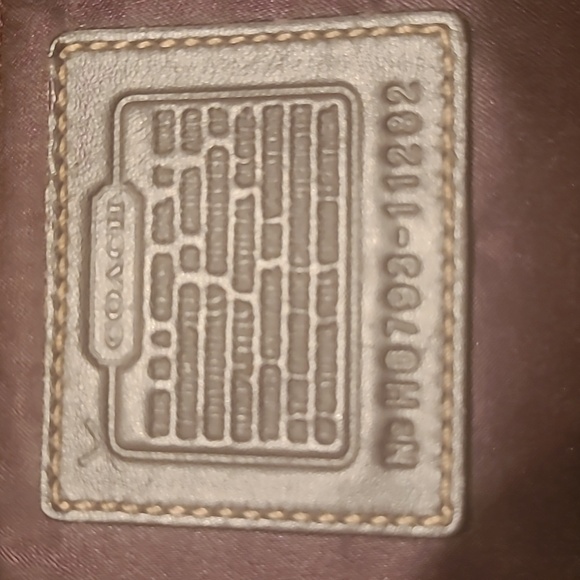 Coach Brown Leather Women's Purse With a Coach Dust Bag - Picture 8 of 9